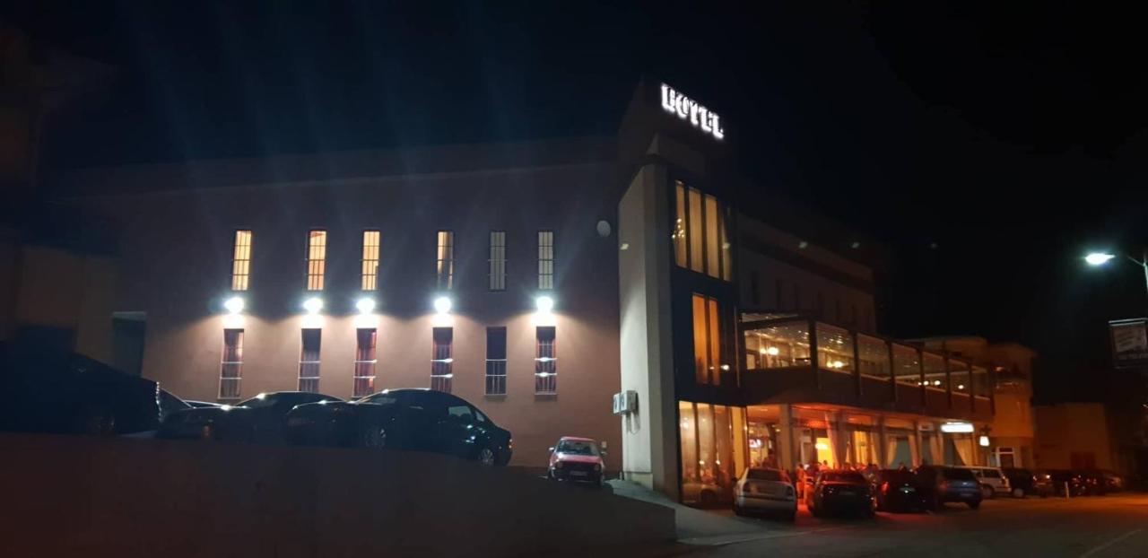 Hotel Urban Buzim Экстерьер фото